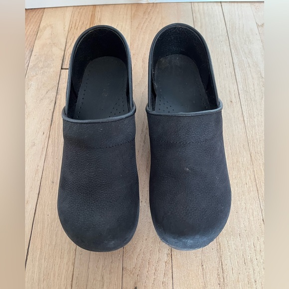 Sanita Womens Black Clogs - EU size 40, US size 9 - Picture 3 of 4